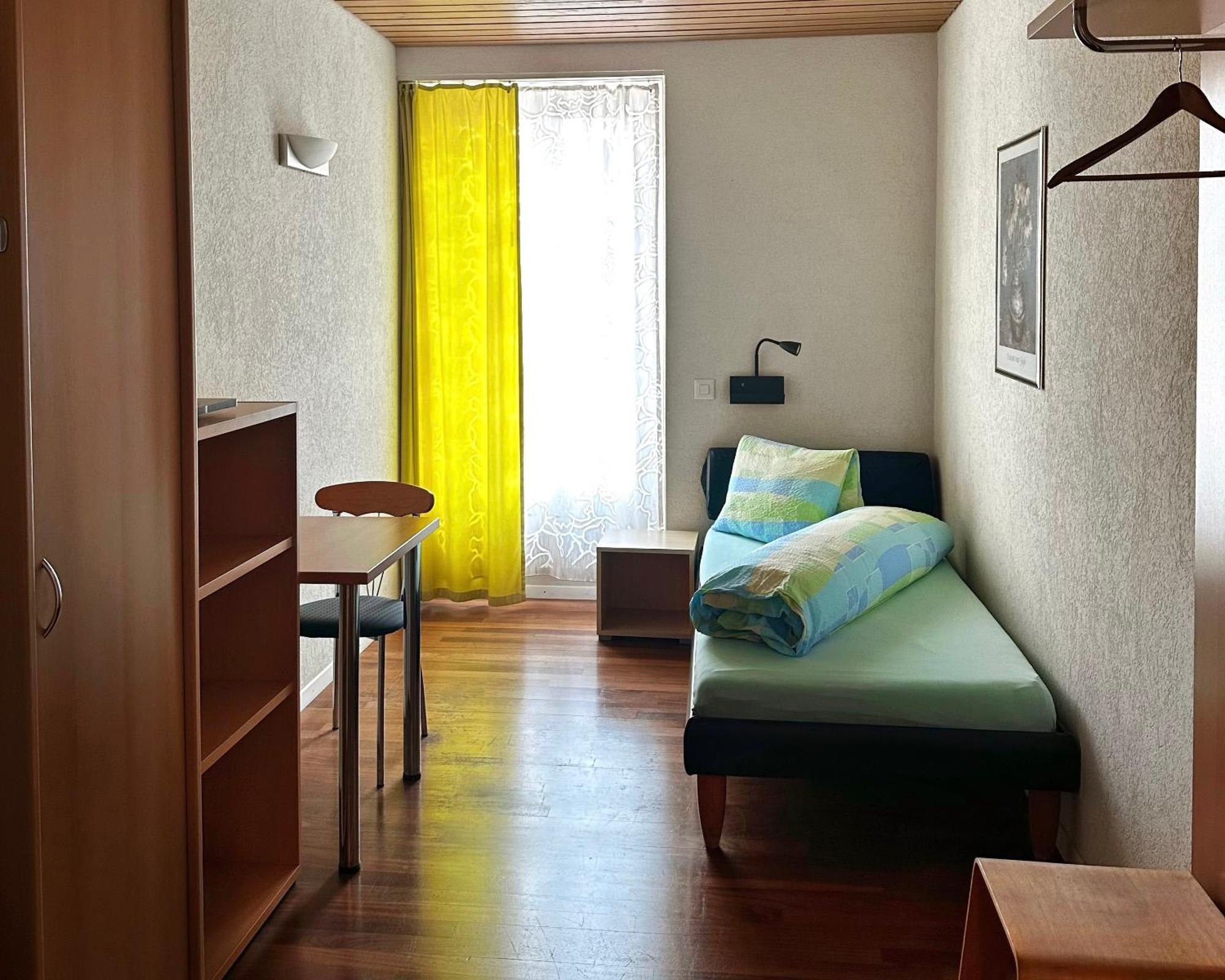 Hotel Loewen Monchaltorf Ngoại thất bức ảnh