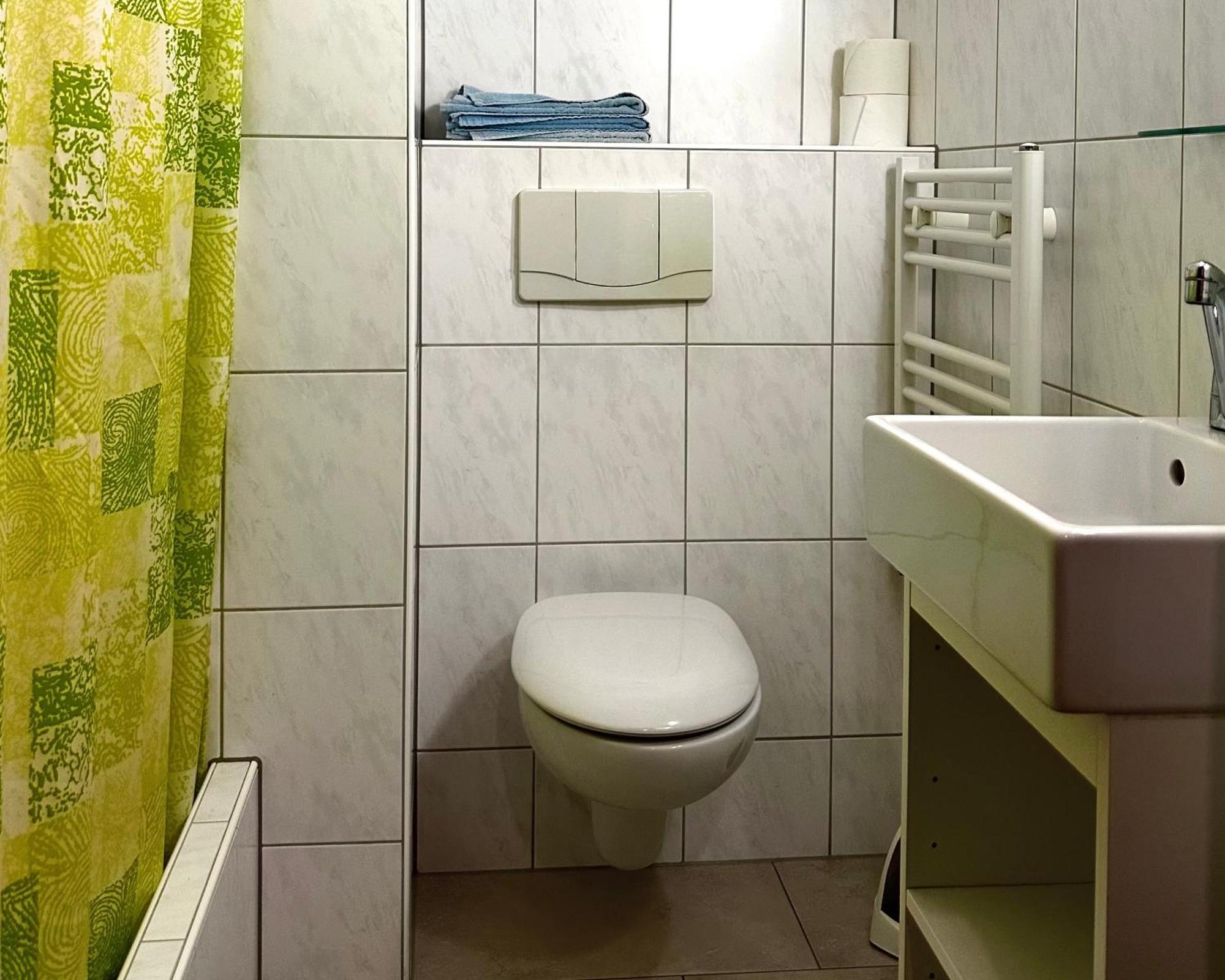 Hotel Loewen Monchaltorf Ngoại thất bức ảnh